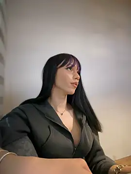 Snapshot of Carlita_cute chatting on February 21, 2025, 12:49 am Carlita cute online show from February 21, 2025, 12:49 am