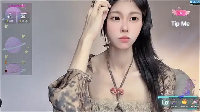 O0 0Q online show from December 5, 2024, 4:55 pm