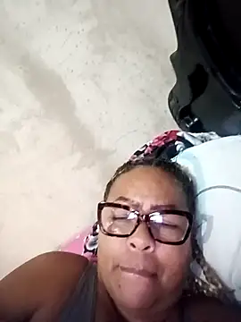 Afroditabichota online show from September 27, 2025, 1:05 pm