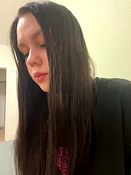 Marylallka5 online show from November 14, 2025, 5:17 am