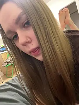 Marylallka5 online show from February 24, 2026, 3:21 pm