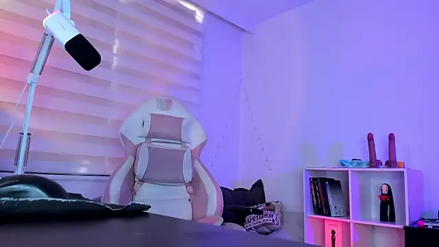 Gaby Miller22 online show from October 31, 2025, 4:08 pm