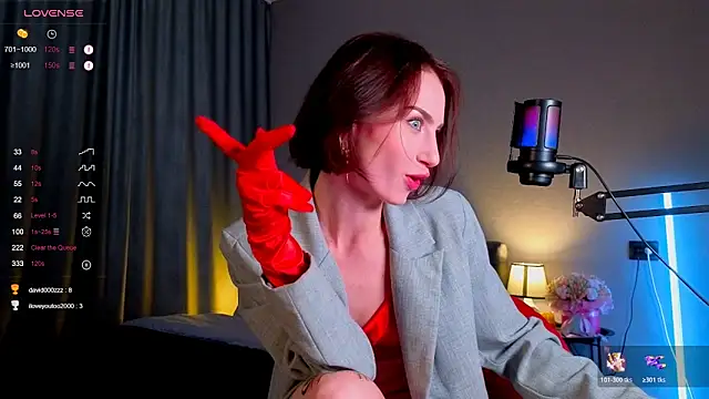 Snapshot of GeraTender1 chatting on October 21, 2025, 3:35 pm GeraTender1 online show from October 21, 2025, 3:35 pm