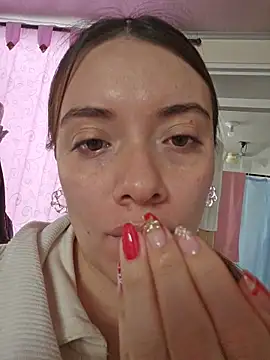 valery mora online show from November 27, 2025, 6:32 pm