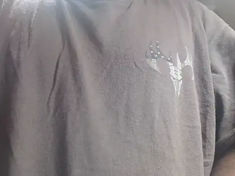 Snapshot of lover_camer chatting on October 20, 2025, 11:32 am lover camer online show from October 20, 2025, 11:32 am