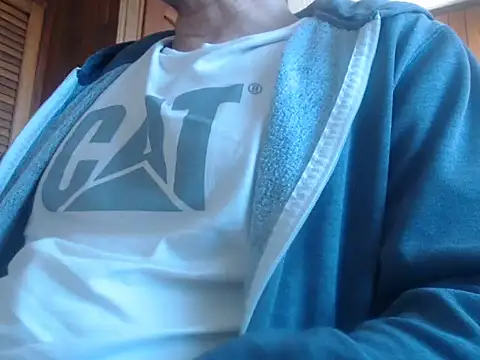 Snapshot of lover_camer chatting on November 19, 2025, 1:22 pm lover camer online show from November 19, 2025, 1:22 pm