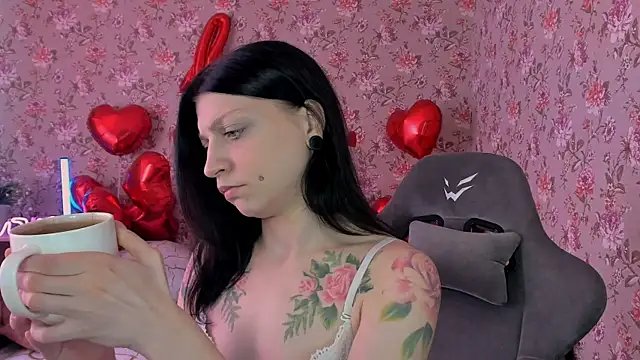 Lolly Haze online show from February 11, 2026, 5:34 am