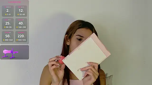 Snapshot of Iamkarlaa_doll chatting on November 11, 2025, 8:47 am Iamkarlaa doll online show from November 11, 2025, 8:47 am