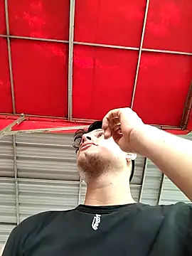  Ottis  online show from September 12, 2025, 8:31 pm