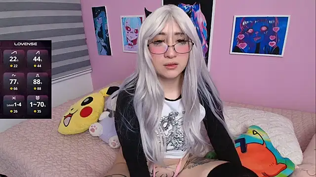 Miwa violet online show from September 29, 2025, 1:00 am