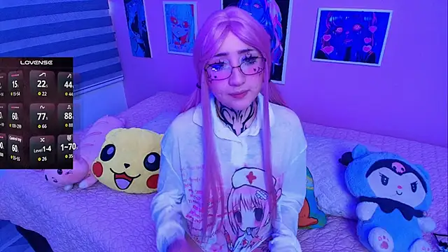 Miwa violet online show from February 9, 2026, 10:03 pm