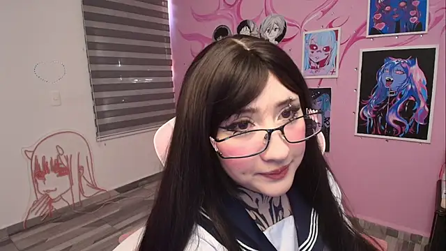 Miwa violet online show from May 20, 2026, 9:10 pm