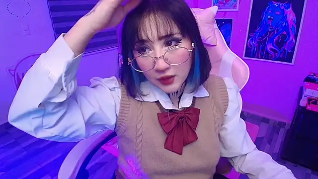 Miwa violet online show from June 6, 2026, 3:55 am