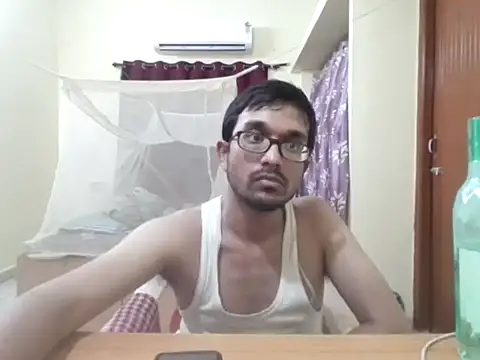 THE NAKED BOY online show from October 1, 2025, 2:34 pm