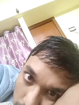 THE NAKED BOY online show from December 1, 2025, 6:18 am