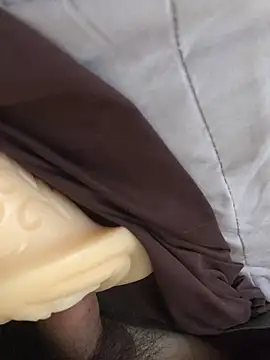 xhqds online show from December 17, 2024, 4:56 am