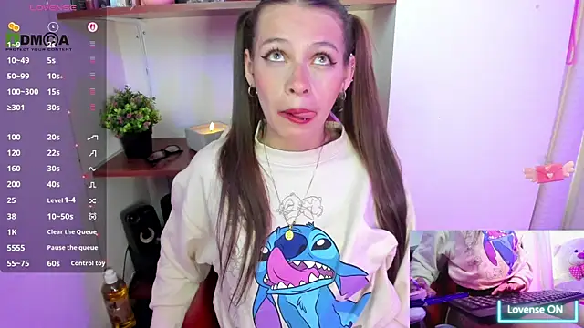 sweetlittlelisa online show from November 4, 2025, 10:20 pm