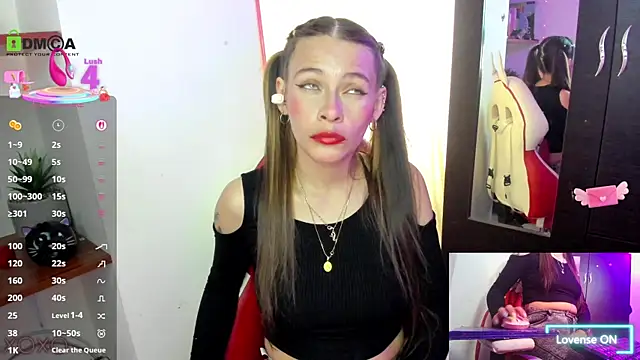 sweetlittlelisa online show from November 26, 2025, 7:37 pm