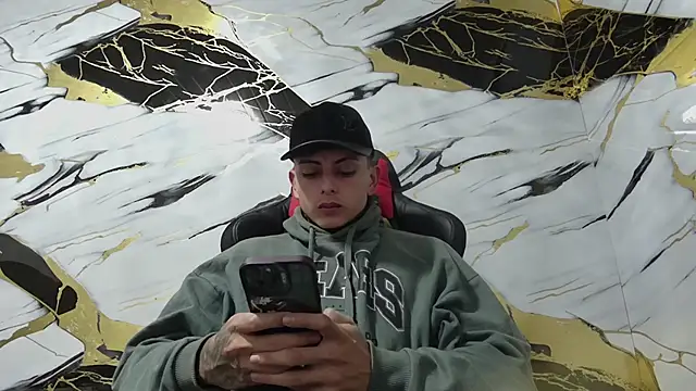 Kevin22 222 online show from January 9, 2025, 5:02 am