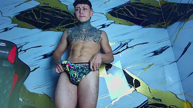 Kevin22 222 online show from January 28, 2025, 7:00 am