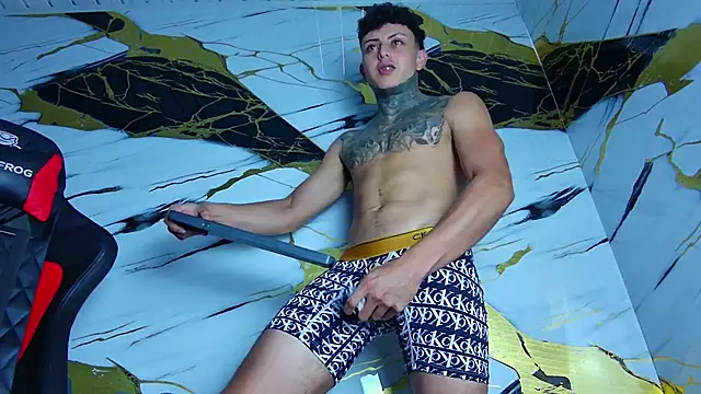 Kevin22 222 online show from February 13, 2025, 8:17 am