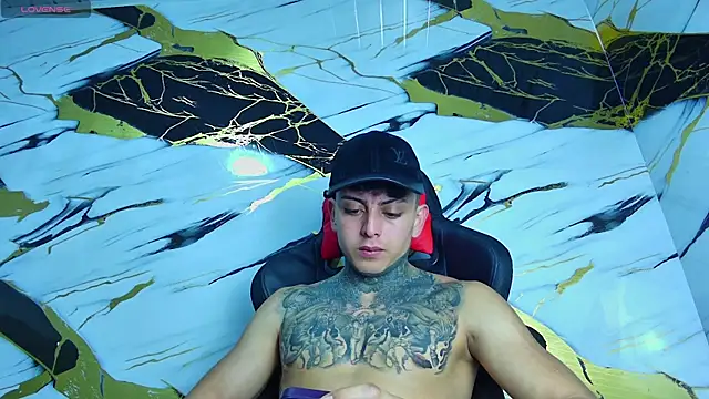 Kevin22 222 online show from March 19, 2025, 8:22 pm