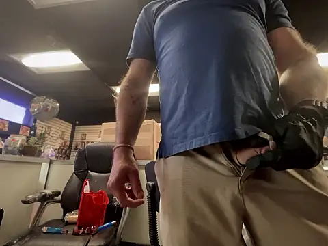 RawRyder8 online show from April 25, 2026, 7:00 pm