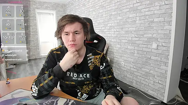 iliaskrislove online show from March 15, 2025, 10:13 am