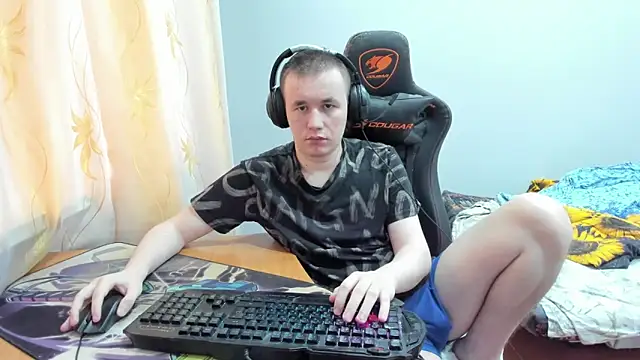 iliaskrislove online show from October 12, 2025, 3:49 am