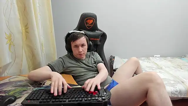 iliaskrislove online show from February 3, 2026, 12:53 am