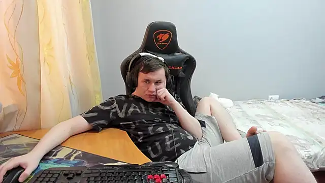 iliaskrislove online show from February 7, 2026, 11:36 am