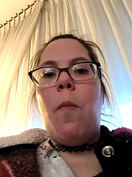 Snapshot of FreakNastyLacie chatting on March 3, 2025, 10:20 pm FreakNastyLacie online show from March 3, 2025, 10:20 pm