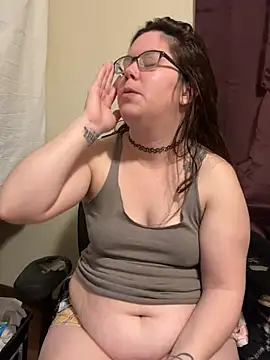 Snapshot of FreakNastyLacie chatting on March 17, 2025, 2:19 am FreakNastyLacie online show from March 17, 2025, 2:19 am