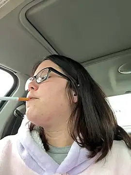 FreakNastyLacie online show from December 4, 2025, 4:27 pm