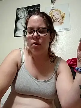 FreakNastyLacie online show from July 28, 2026, 2:07 am