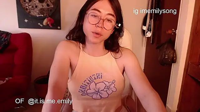 emily pearl  online show from March 14, 2026, 10:59 pm