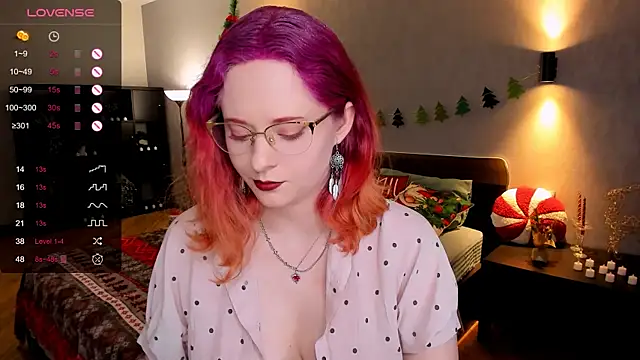 Snapshot of Aemilia_ chatting on December 29, 2024, 2:27 am Aemilia online show from December 29, 2024, 2:27 am