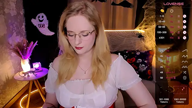 Snapshot of Aemilia_ chatting on November 1, 2025, 6:26 am Aemilia online show from November 1, 2025, 6:26 am