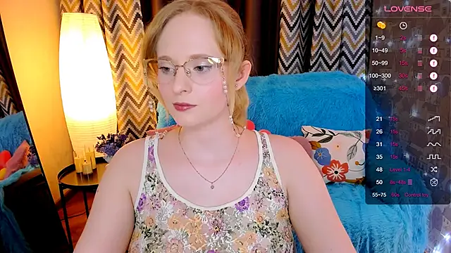 Aemilia  online show from November 27, 2025, 8:38 am