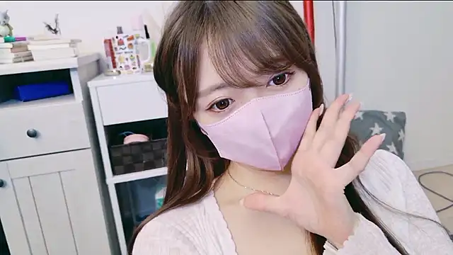 Snapshot of yuki-chi chatting on July 19, 2026, 3:05 pm yuki-chi online show from July 19, 2026, 3:05 pm