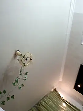 MashkaRay online show from February 19, 2025, 4:55 pm