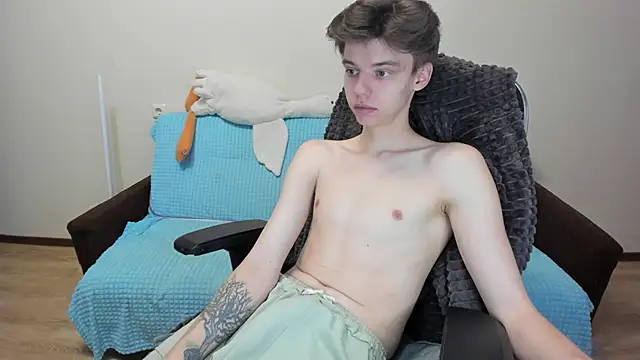 Liam sexy1 online show from October 17, 2025, 6:27 am