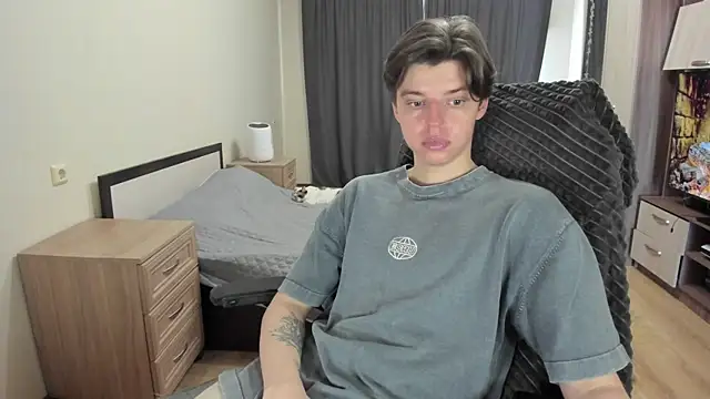 Liam sexy1 online show from April 5, 2026, 7:49 am