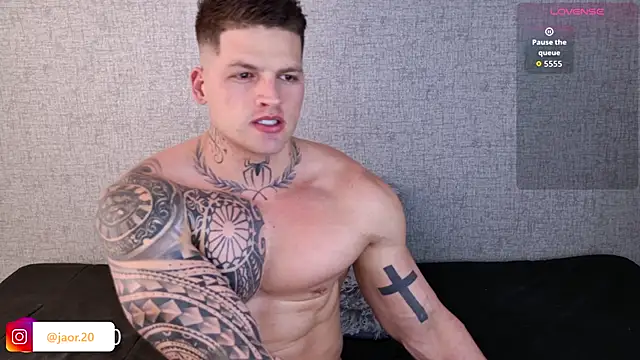 Jaor owens20 online show from December 18, 2025, 11:11 pm