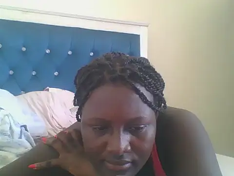 Snapshot of Heavy_ass chatting on February 20, 2025, 10:37 am Heavy ass online show from February 20, 2025, 10:37 am