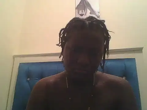 Snapshot of Heavy_ass chatting on March 12, 2025, 1:36 am Heavy ass online show from March 12, 2025, 1:36 am