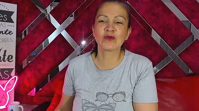 Mulan sexy01 online show from April 7, 2026, 8:09 pm