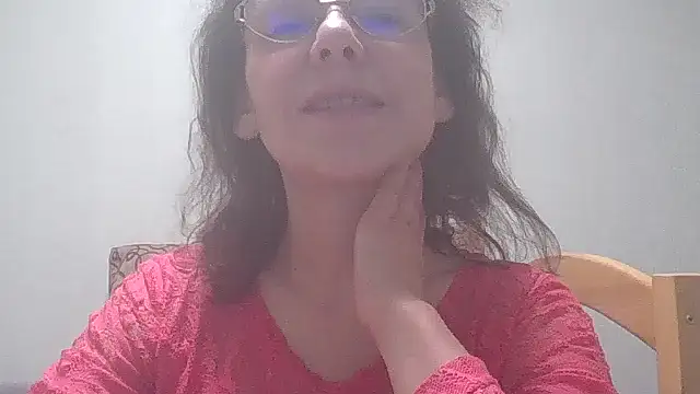 Snapshot of HollyJewel chatting on December 19, 2024, 4:46 pm HollyJewel online show from December 19, 2024, 4:46 pm