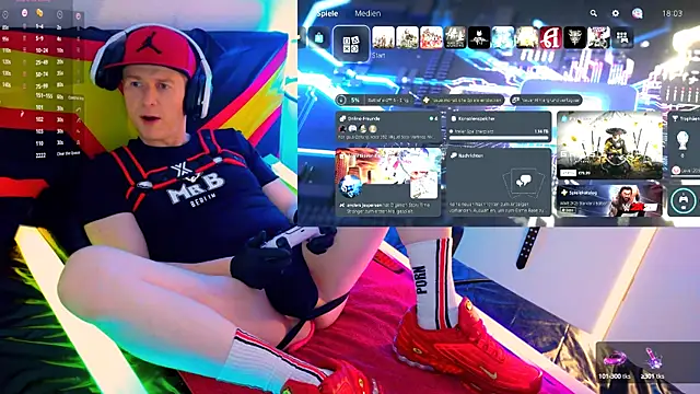 Snapshot of Fuc71 chatting on October 3, 2025, 4:04 pm Fuc71 online show from October 3, 2025, 4:04 pm