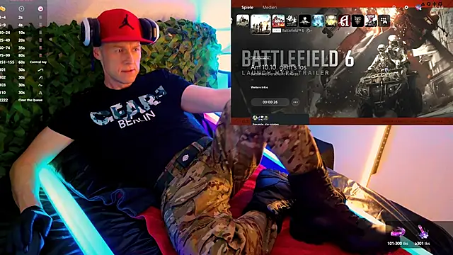 Snapshot of Fuc71 chatting on October 10, 2025, 3:00 pm Fuc71 online show from October 10, 2025, 3:00 pm